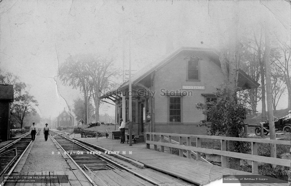 Postcard: Railroad Station, Reeds Ferry, New Hampshire